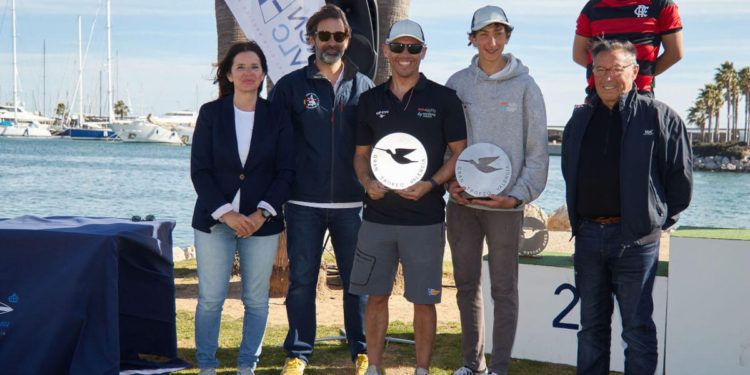 Víctor Pérez y Luca Rosa y Lucía Tamani y María Sauquillo, campeones del 63º Gran Trofeo Valencia de Snipe