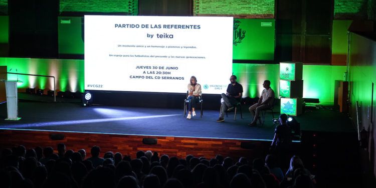 La II València Cup Girls sube el telón con la presentación del torneo y la bienvenida a los equipos