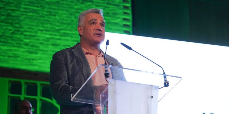 La II València Cup Girls sube el telón con la presentación del torneo y la bienvenida a los equipos