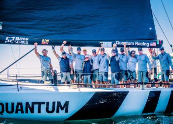 ‘Quantum’ escribe su nombre con letras de oro en el Monte Real Club de Yates de Bayona