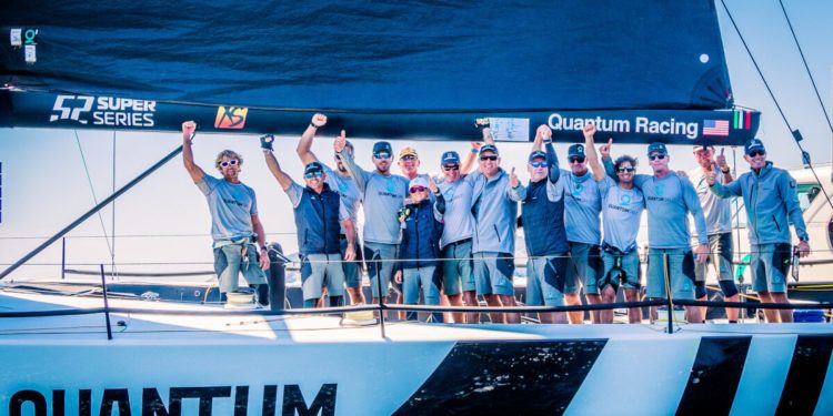 ‘Quantum’ escribe su nombre con letras de oro en el Monte Real Club de Yates de Bayona