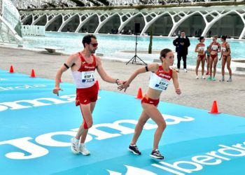 La selección española de relevo mixto de marcha exhibió su potencial en Valencia