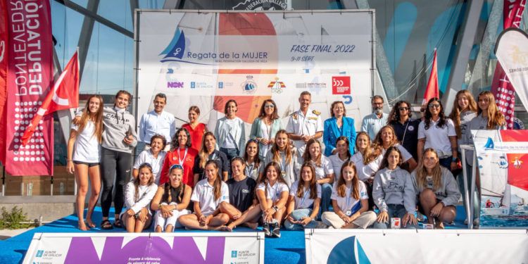 La Regata de la Mujer se resuelve con victoria final para Baleares en la ría de Arousa
