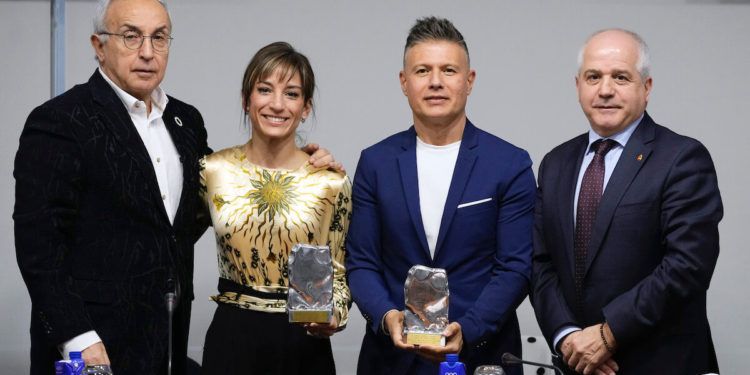 Sandra Sánchez recibe el homenaje del COE