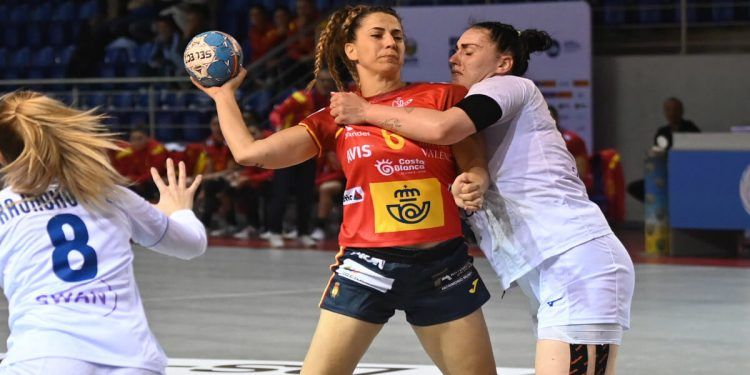 Las Guerreras, a un solo paso del Europeo tras vencer en Eslovaquia