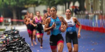 Sara Guerrero conquistó el título nacional de triatlón distancia olímpica 2024 en Banyoles