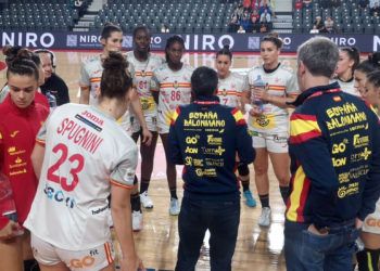 España se topa con Graovac en el estreno en el Carpati Trophy