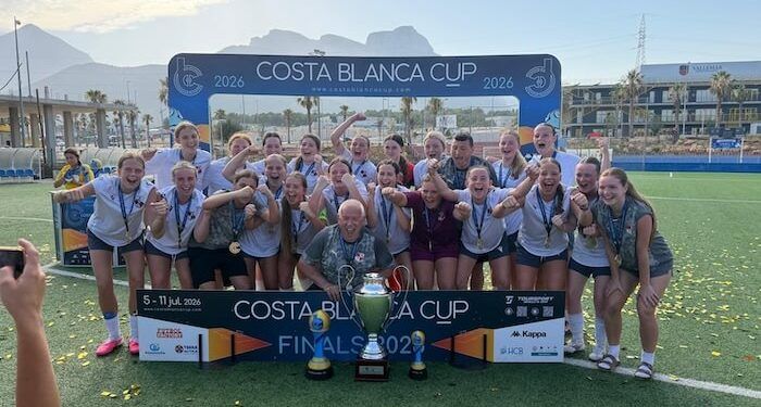 El South Belfast YFL se proclamó club campeón absoluto femenino de la Costa Blanca Cup 2026