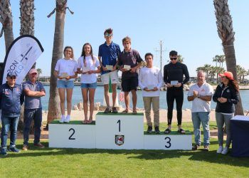 Mateo Codoñer y Manuel Campos, vencedores del TAP juvenil de Snipe en Valencia
