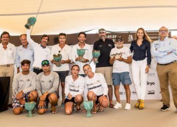 Espectacular duelo en la clase reina con victoria del ‘HM Hospitales Hydra’ en el Tabarca Vela de Alicante