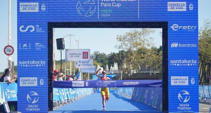 Eva Moral, Andrea Miguélez y Marta Francés, medallistas de la Triarmada Paralímpica en la Copa del Mundo de Vigo