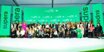 Ana Peleteiro, María Pérez e Iniesta, en el jurado de honor de los VI Premios Iberdrola Supera