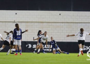 El Valencia gana con solvencia al Betis