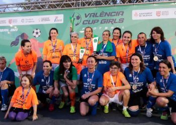 El clásico de referentes y pioneras sigue creciendo en la Valencia Cup Girls de la mano de Teika