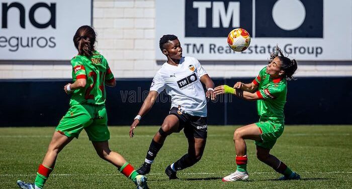 Marina Martí dibujó el gol de la victoria del Valencia ante el Osasuna