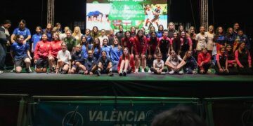 La Valencia Cup Girls 2025 queda inaugurada ante 1.700 personas en el Velódromo Luis Puig