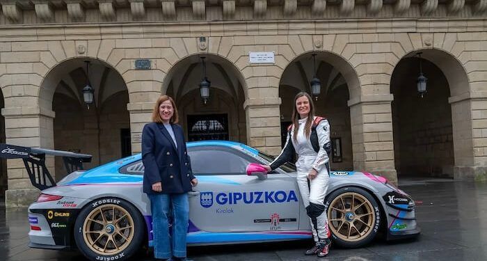 La piloto Ángela Vilariño regresa a la competición tras superar un cáncer