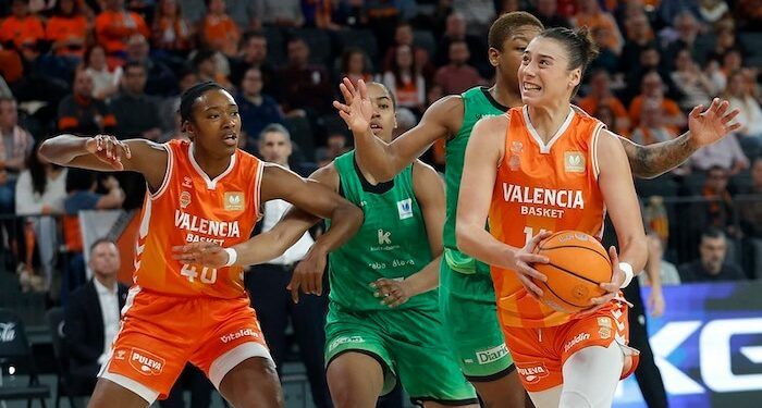 Valencia Basket construyó un sólido triunfo ante Kutxabank Araski
