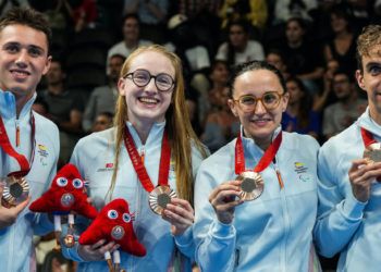 relevo 4×100 mixto estilo libre