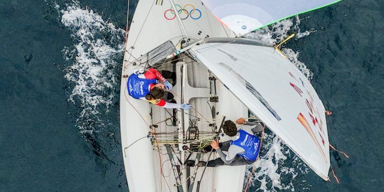 Jordi Xammar y Nora Brugman, líderes en la clase 470