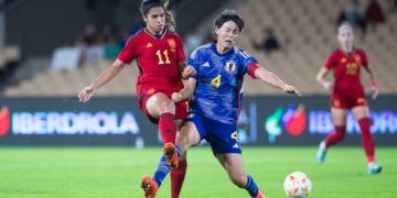 Alba Redondo da forma al gol de España ante Japón