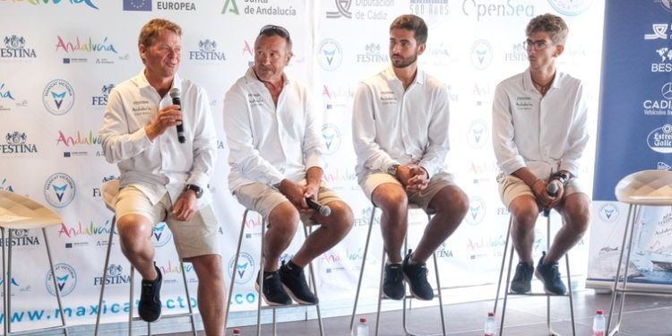 Alex Pella presentó en Sevilla el primer Desafío del Trofeo Oceánico Elcano