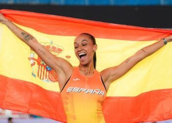Ana Peleteiro voló hacia el bronce mundial