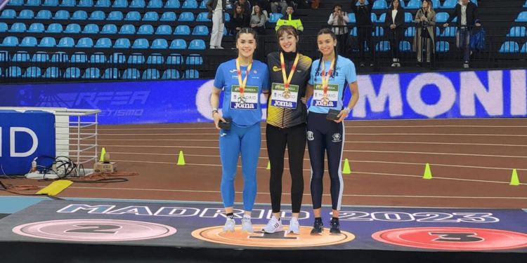 Andrea Medina recupera el cetro de campeona de España de pentatlón