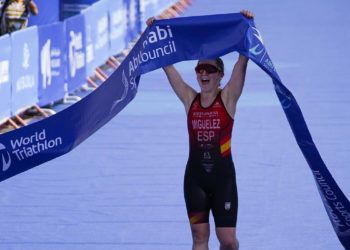 Susana Rodríguez-Sara Loehr y Andrea Miguélez logran el oro y Marta Francés el bronce en el Mundial de Paratriatlón