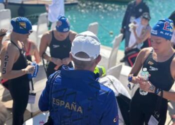 Ángela Martínez, quinta, y María de Valdés, duodécima, en el 10K de la Copa del Mundo en Somabay