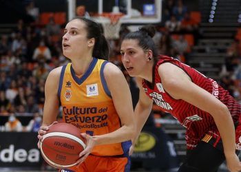 Valencia Basket elimina a Girona y se cita con Avenida por el título