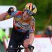 Anna van der Breggen y Paula Blasi pusieron el punto de emoción en Les Praeres en La Vuelta