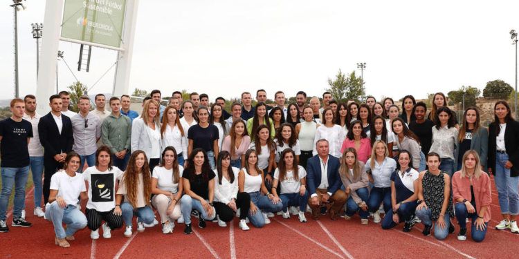 El Telecable HC, campeón de la Supercopa de España Femenina