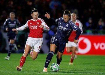 Alessia Russo llevó de cabeza al Real Madrid