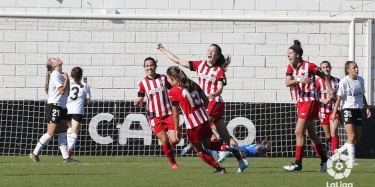 Pinedo y Arana dan forma al triunfo del Athletic ante el Valencia
