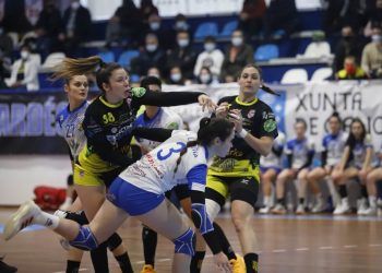 Elche, Porriño, Guardés, Gijón, Bera Bera y Rocasa se imponen en la jornada 14 de DHF