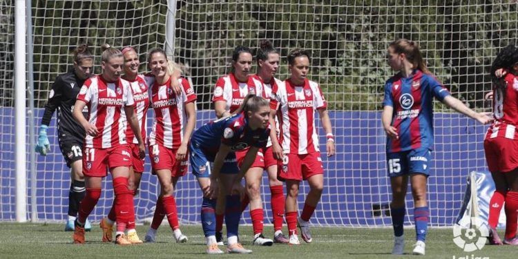 El Atlético desdibuja al Levante