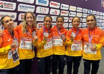 España se adjudicó el bronce europeo en medio maratón por equipos por un segundo sobre Francia