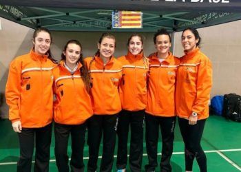 La selección valenciana correrá con crespones rosas por Alba Cebrián