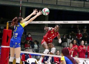 La Laguna y Menorca abren con victoria las semifinales de la Superliga