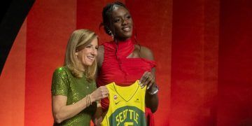 Awa Fam, precocidad, madurez y ambición