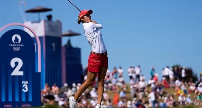 Azahara Muñoz concluyó 13ª y Carlota Ciganda terminó en el puesto 49 en los Juegos de París