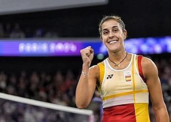 Carolina Marín remontó a Zhang y accedió a cuartos de final en París