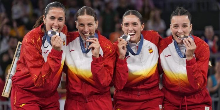 España 3×3, tras un enorme torneo, se proclamó subcampeona olímpica