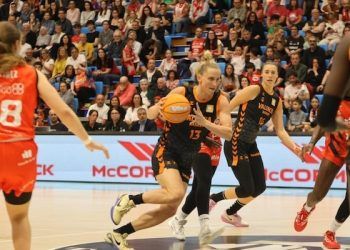 Valencia Basket se impuso en la pista de Ensino, donde construyó una renta de trece puntos