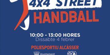 El balonmano sale a la calle en Alcàsser