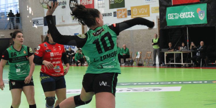 Málaga, Porriño y Gijón logran la victoria en DHF