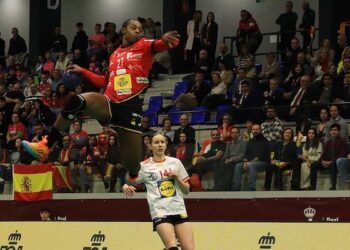 España resolvió con solvencia ante Austria en el Torneo Internacional de Manzanares de balonmano