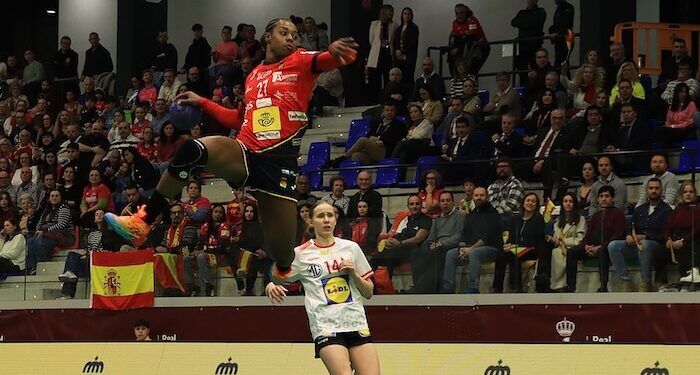 España resolvió con solvencia ante Austria en el Torneo Internacional de Manzanares de balonmano