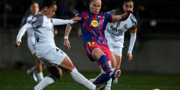 El Barcelona se topó con María Valenzuela y empató sin goles ante el Badalona en la Copa